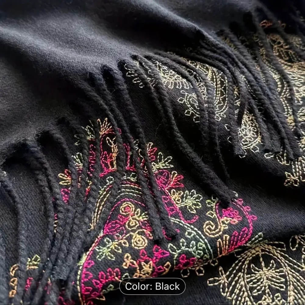 NEW Black and Pink Floral Shawl - Picture 2 of 5